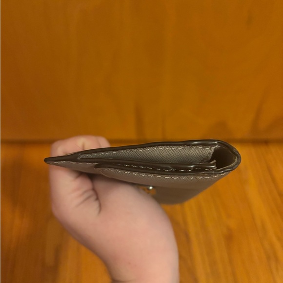 Michael Kors Wallet Grey Excellent Condition - Picture 3 of 9